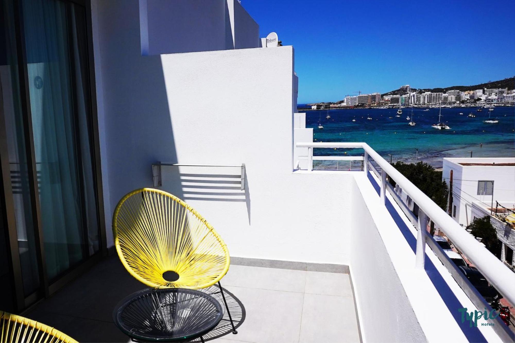 Hotel Apartamentos Marina Playa - Adults Only San Antonio Abad Exterior foto
